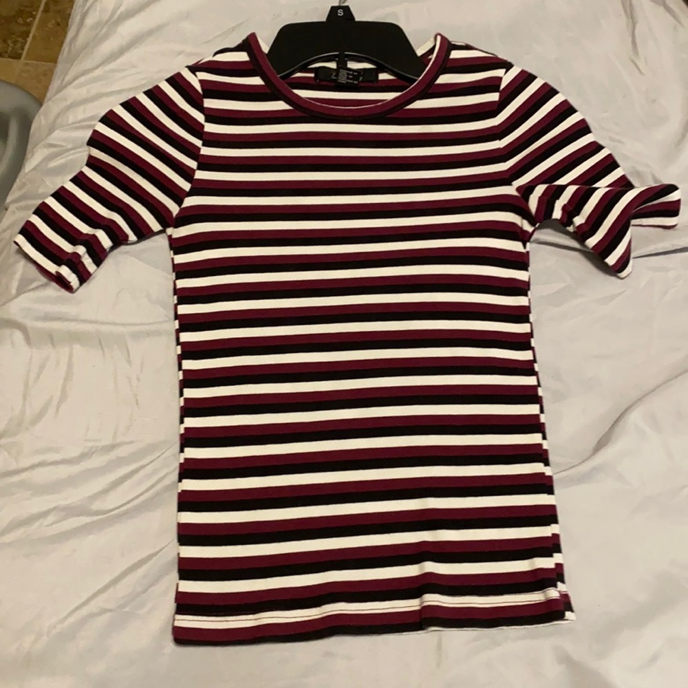 Tight fit shirt